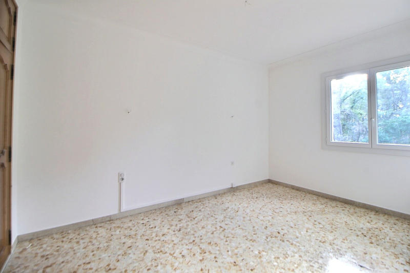 Maison - 200 m² - 7 pièces