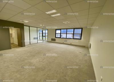 Bureau - 720 m²