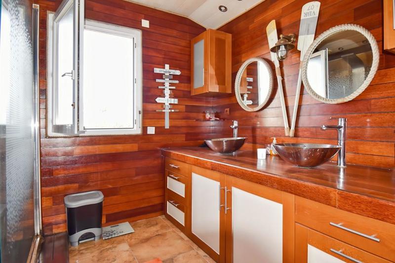 Maison - 130 m² - 8 pièces