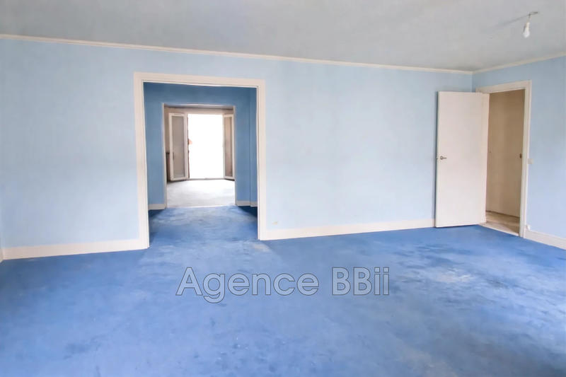 Appartement - 110 m² - 6 pièces