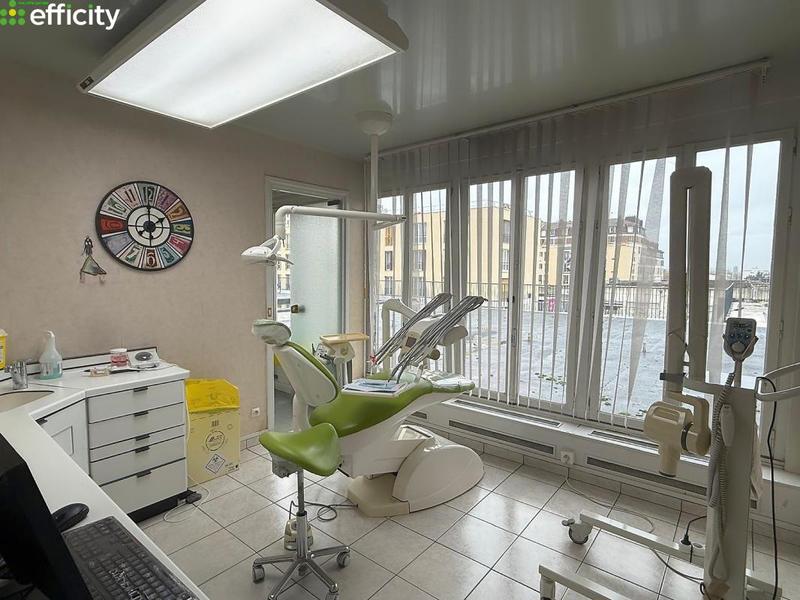 Bureau - 163 m² - 7 pièces