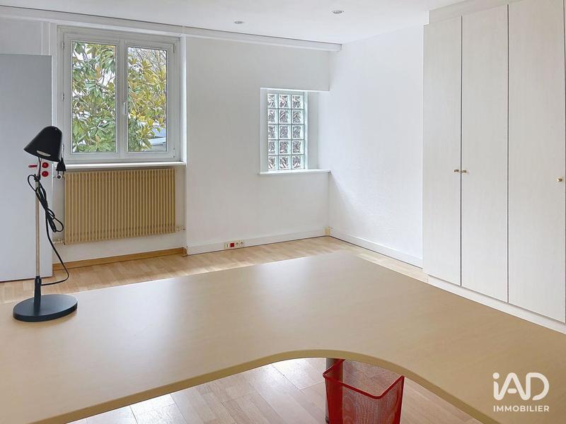 Bureau - 56 m²