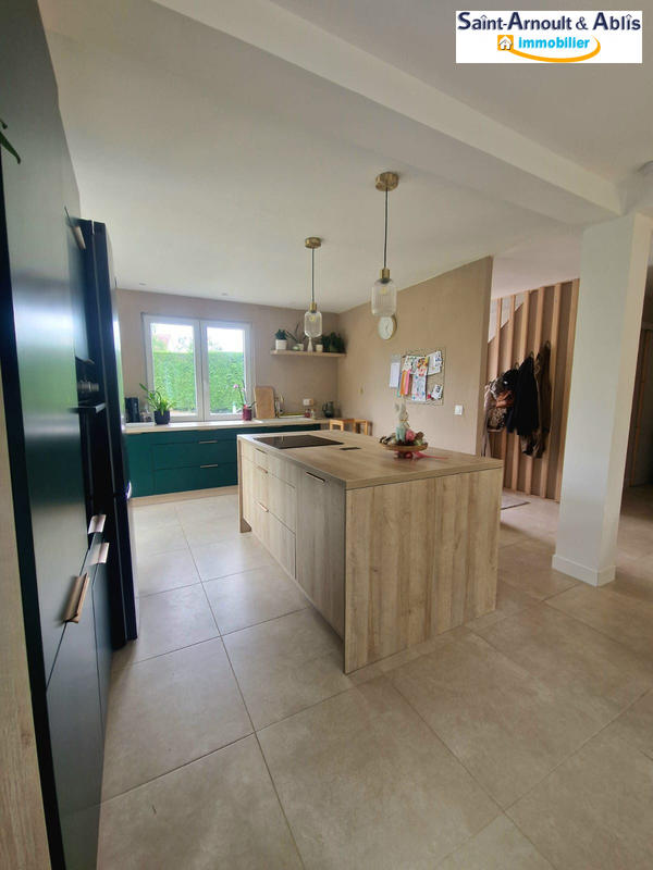 Maison - 115 m² - 7 pièces