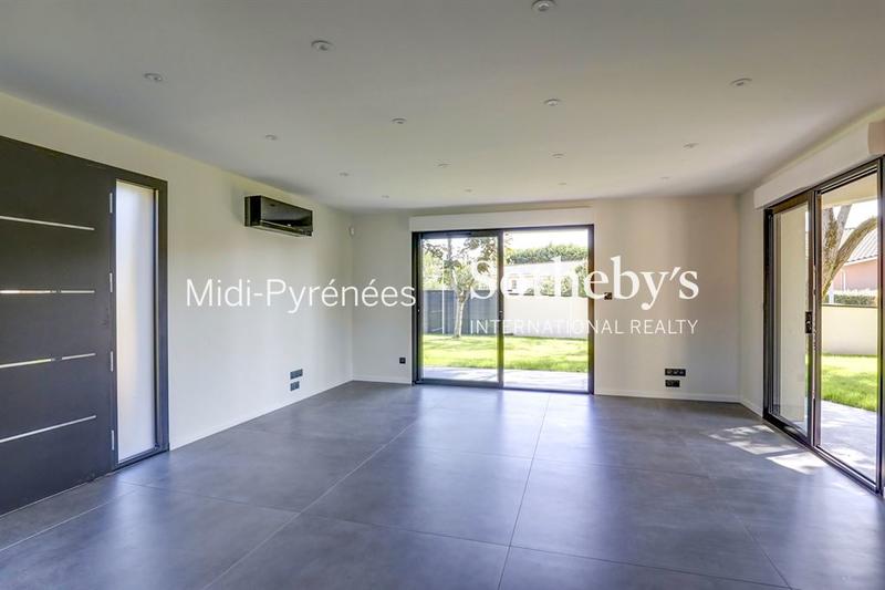 Maison - 153 m² - 5 pièces