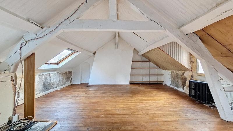 Appartement - 98 m² - 4 pièces