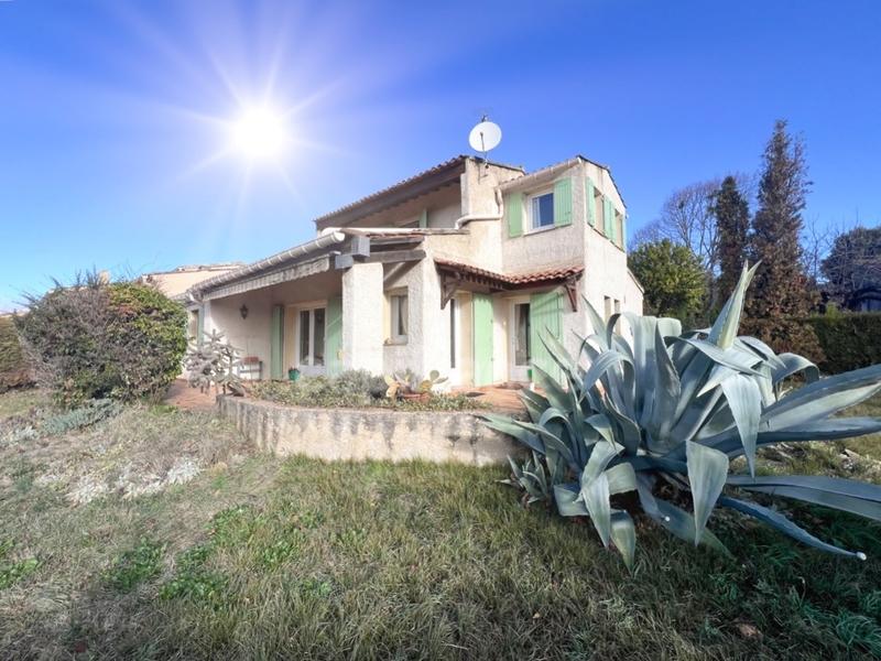 Maison - 84 m² - 3 pièces