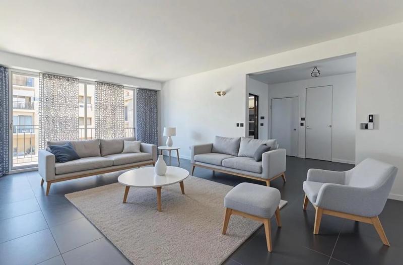 Appartement - 145 m² - 5 pièces