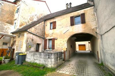 Maison - 102 m² - 4 pièces