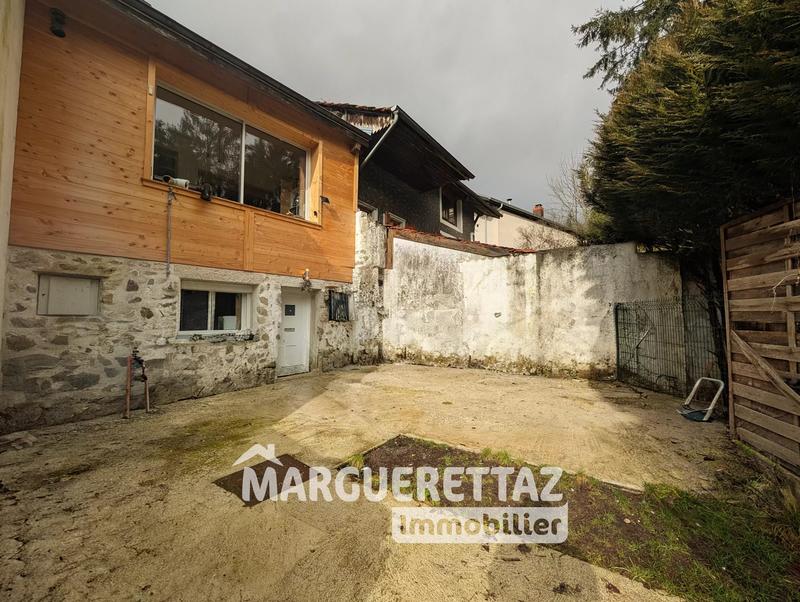 Maison de village - 100 m² - 5 pièces