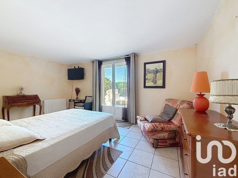 Maison - 280 m² - 7 pièces