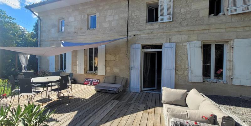 Maison - 258 m² - 4 pièces