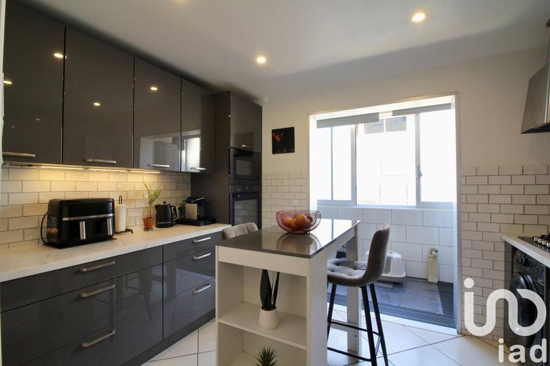 Appartement - 70 m² - 3 pièces