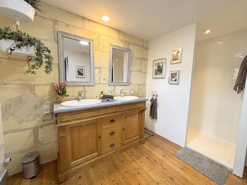 Maison - 98 m² - 4 pièces