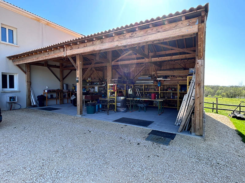 Maison - 245 m² - 7 pièces