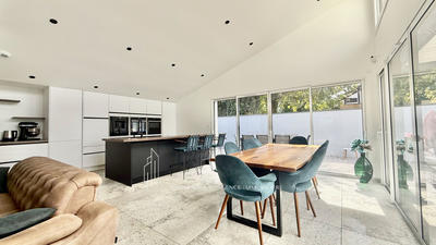 Villa - 165 m² - 7 pièces