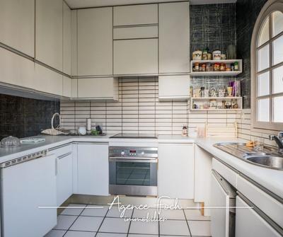 Maison - 153 m² - 7 pièces