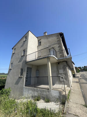 Immeuble - 210 m² - 9 pièces