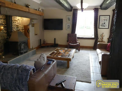 Maison - 234 m² - 6 pièces