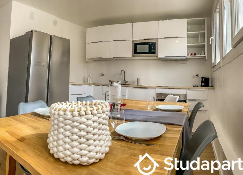 Chambre - 13 m² - 1 pièce