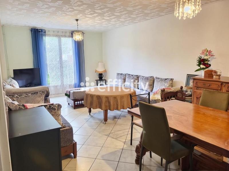 Pavillon - 105 m² - 5 pièces