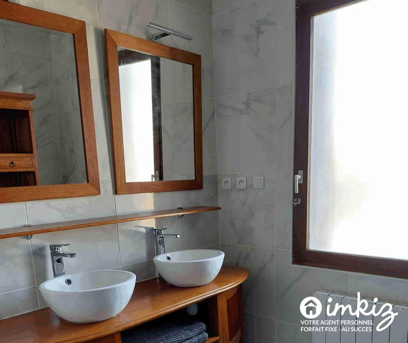 Maison - 174 m² - 7 pièces