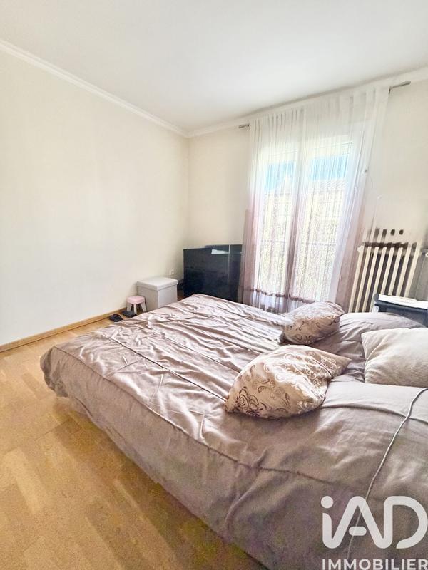 Maison - 94 m² - 5 pièces