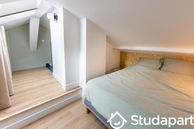 Chambre - 11 m² - 1 pièce