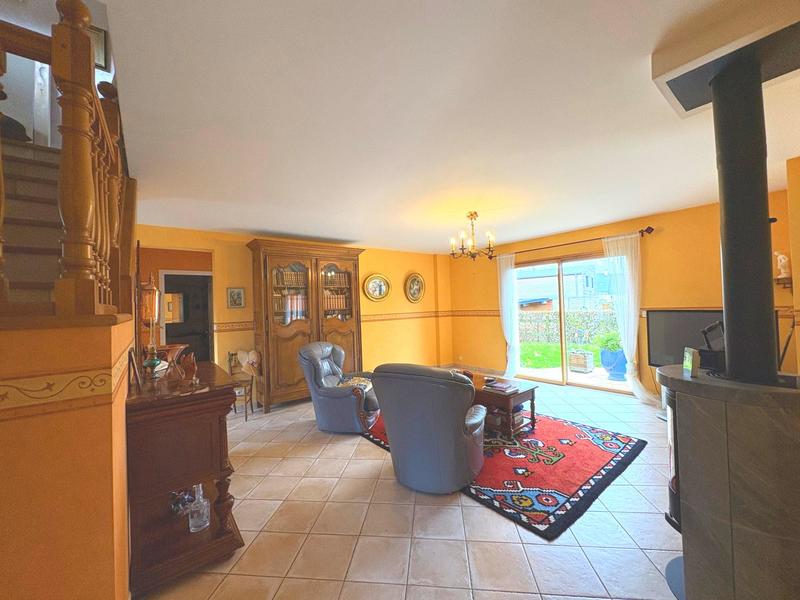 Maison - 168 m² - 7 pièces