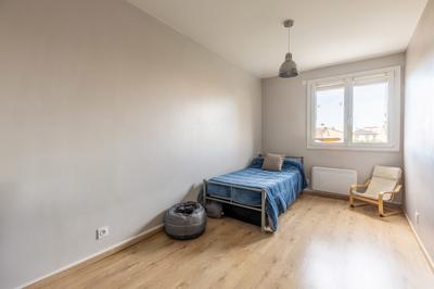 Appartement - 94 m² - 4 pièces