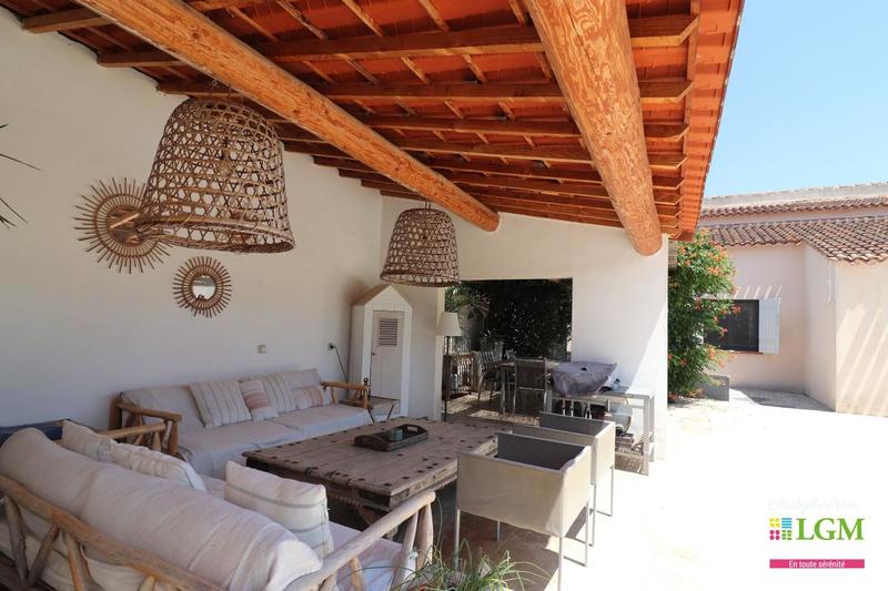 Villa - 188 m² - 6 pièces