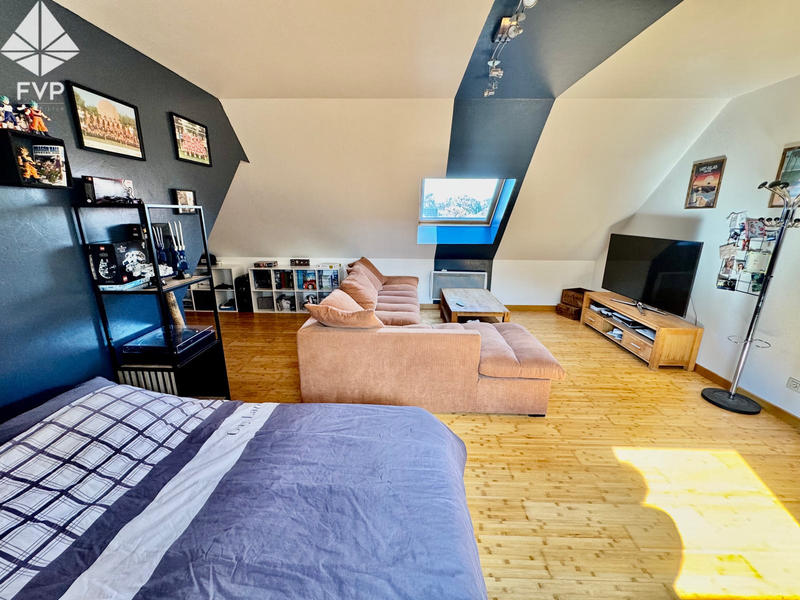 Maison - 170 m² - 7 pièces