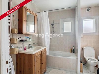 Maison - 170 m² - 6 pièces