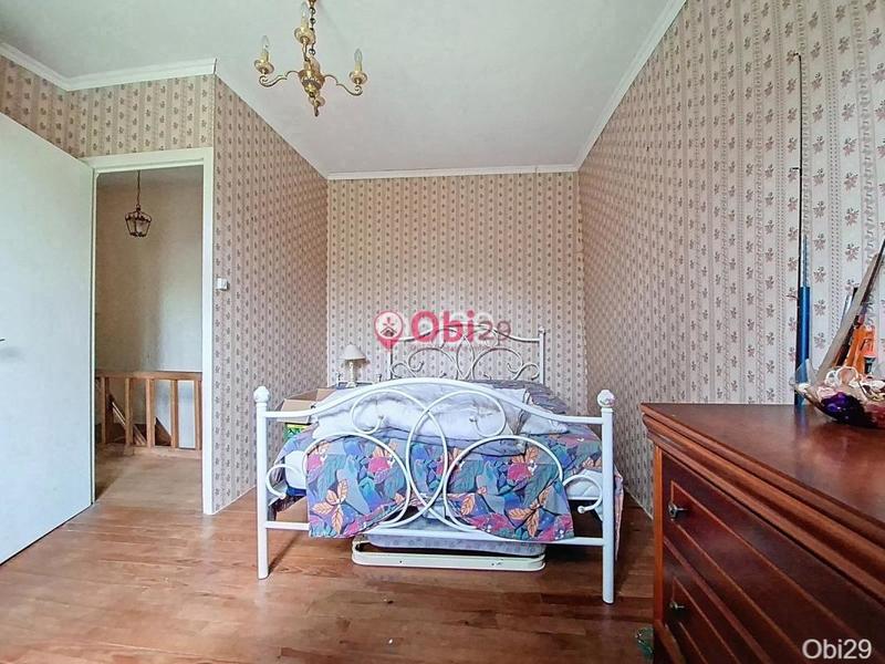 Maison - 94 m² - 5 pièces