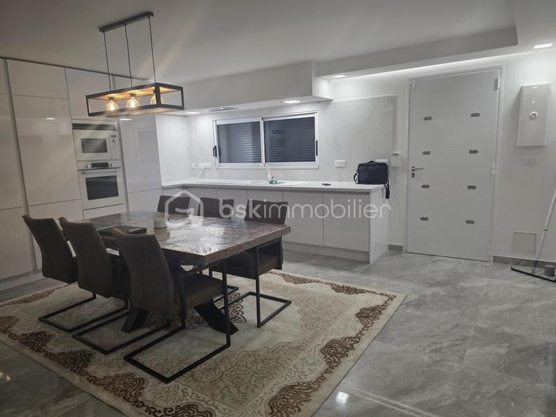 Maison - 69 m² - 2 pièces