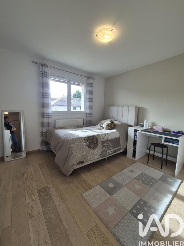 Duplex - 137 m² - 5 pièces