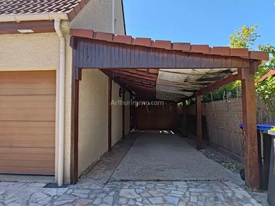 Maison - 121 m² - 7 pièces