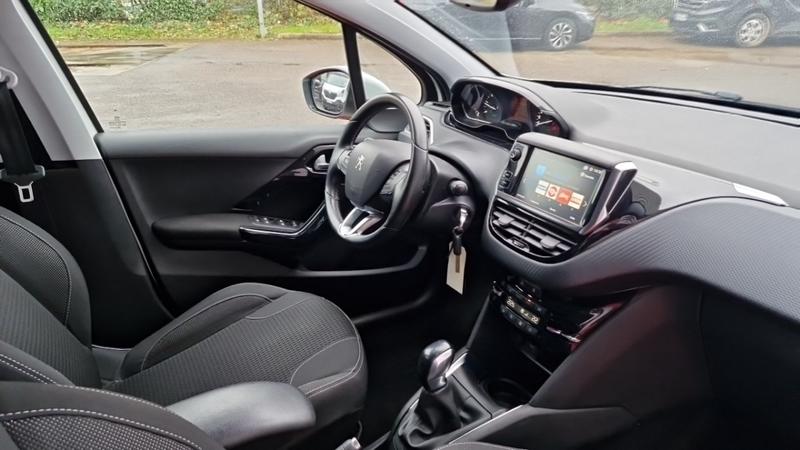 Peugeot 208 bluehdi 100ch ss bvm5 allure business