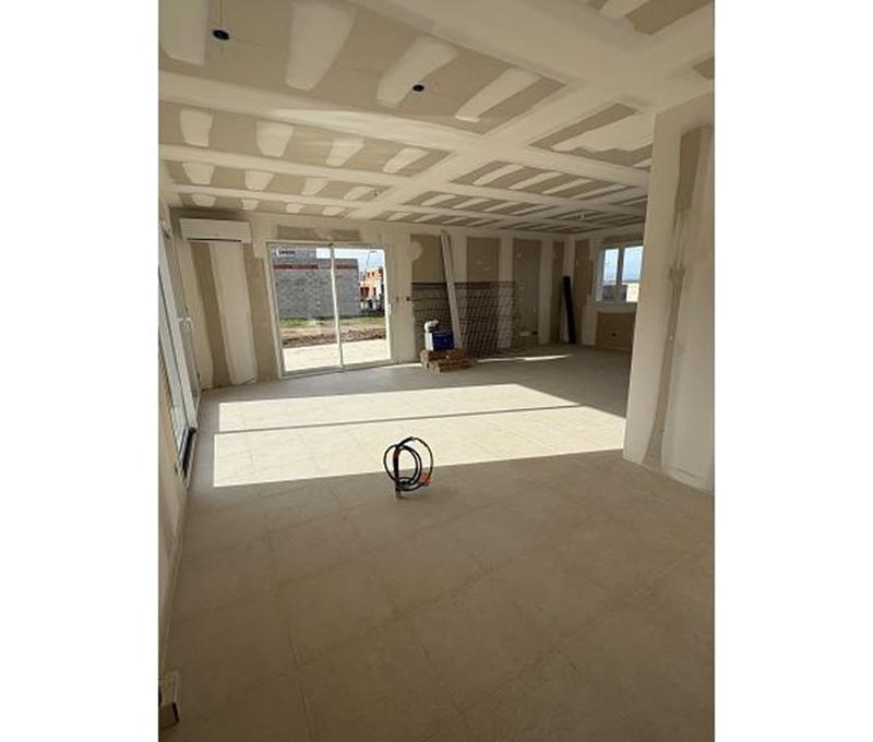 Villa - 90 m² - 4 pièces