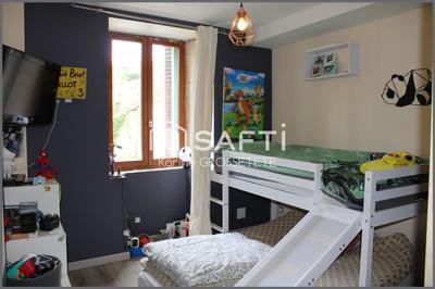 Maison - 91 m² - 4 pièces