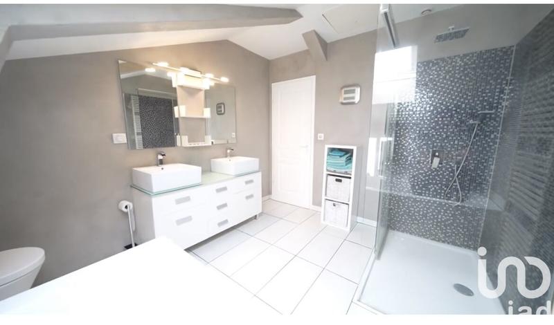 Maison de ville - 149 m² - 5 pièces