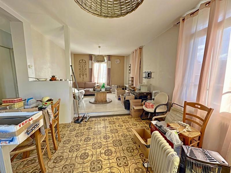 Maison - 96 m² - 3 pièces