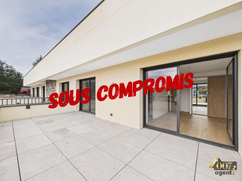 Appartement - 96 m² - 4 pièces