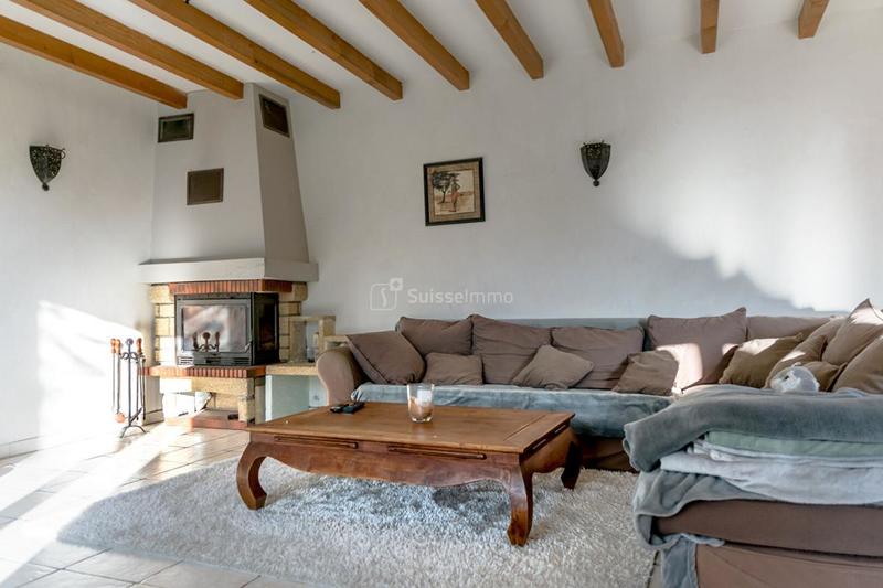 Maison - 232 m² - 7 pièces