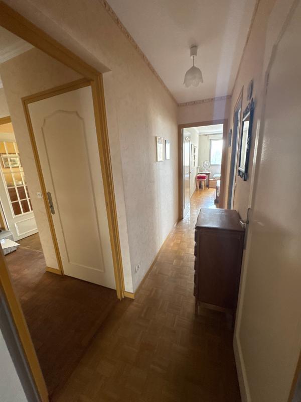 Appartement - 84 m² - 3 pièces