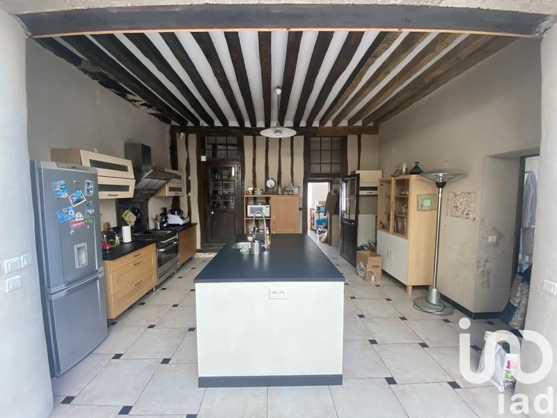 Maison - 210 m² - 8 pièces