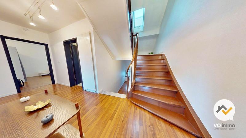 Appartement - 137 m² - 5 pièces