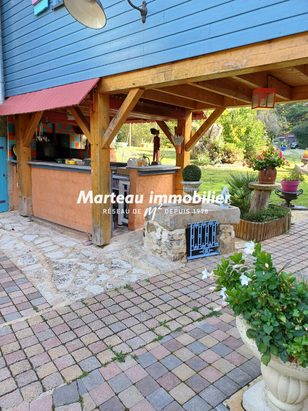 Maison - 188 m² - 9 pièces