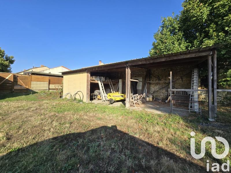 Maison - 208 m² - 9 pièces