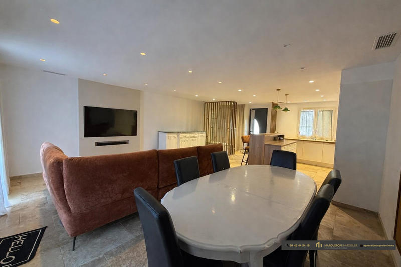 Maison - 92 m² - 4 pièces