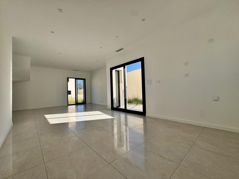 Maison - 106 m² - 5 pièces